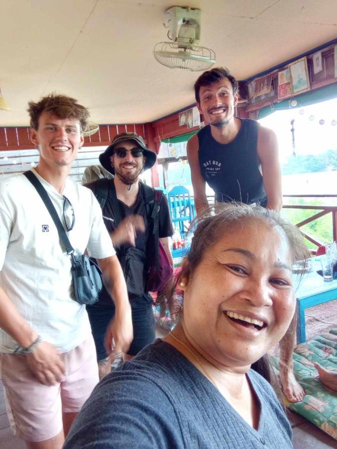 Mamapieng Budget Guesthouse Ban Dondét Esterno foto